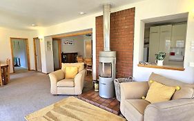 Home Comforts In Peaceful 2 Acres